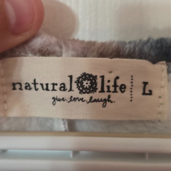 NATURAL LIFE Blue and Cream Pajamas for Ultimate Comfort - Picture 3 of 7